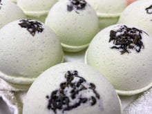 Load image into Gallery viewer, Bath Bombs
