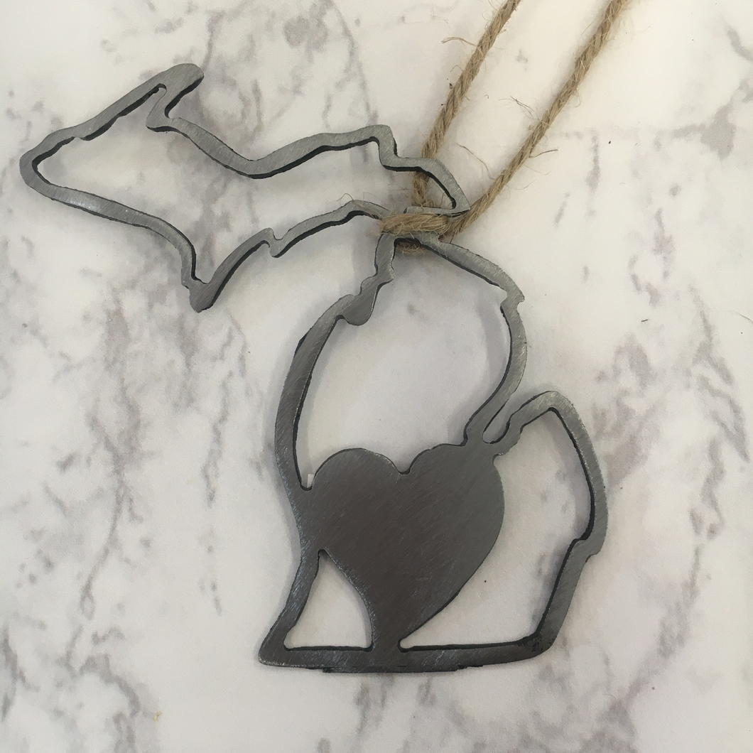 Michigan Heart Ornament Outline